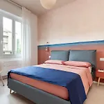 Giulio's Hideaway - Close To Station * Milánó
